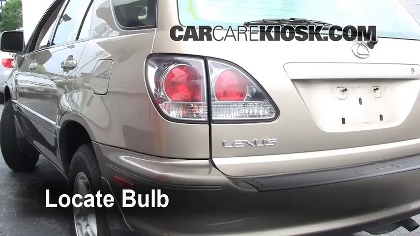 2002 Lexus RX300 3.0L V6 Lights Tail Light (replace bulb)